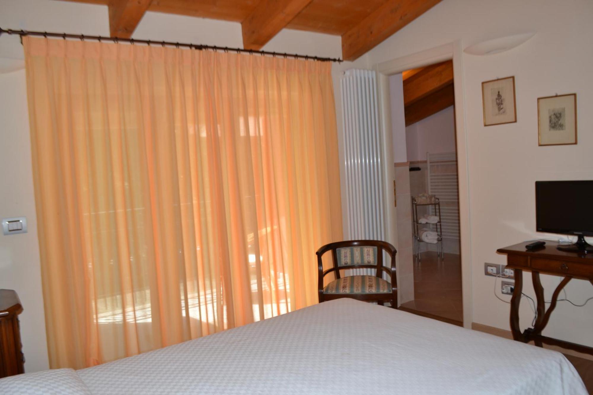 B&B Spring Перуджа Номер фото